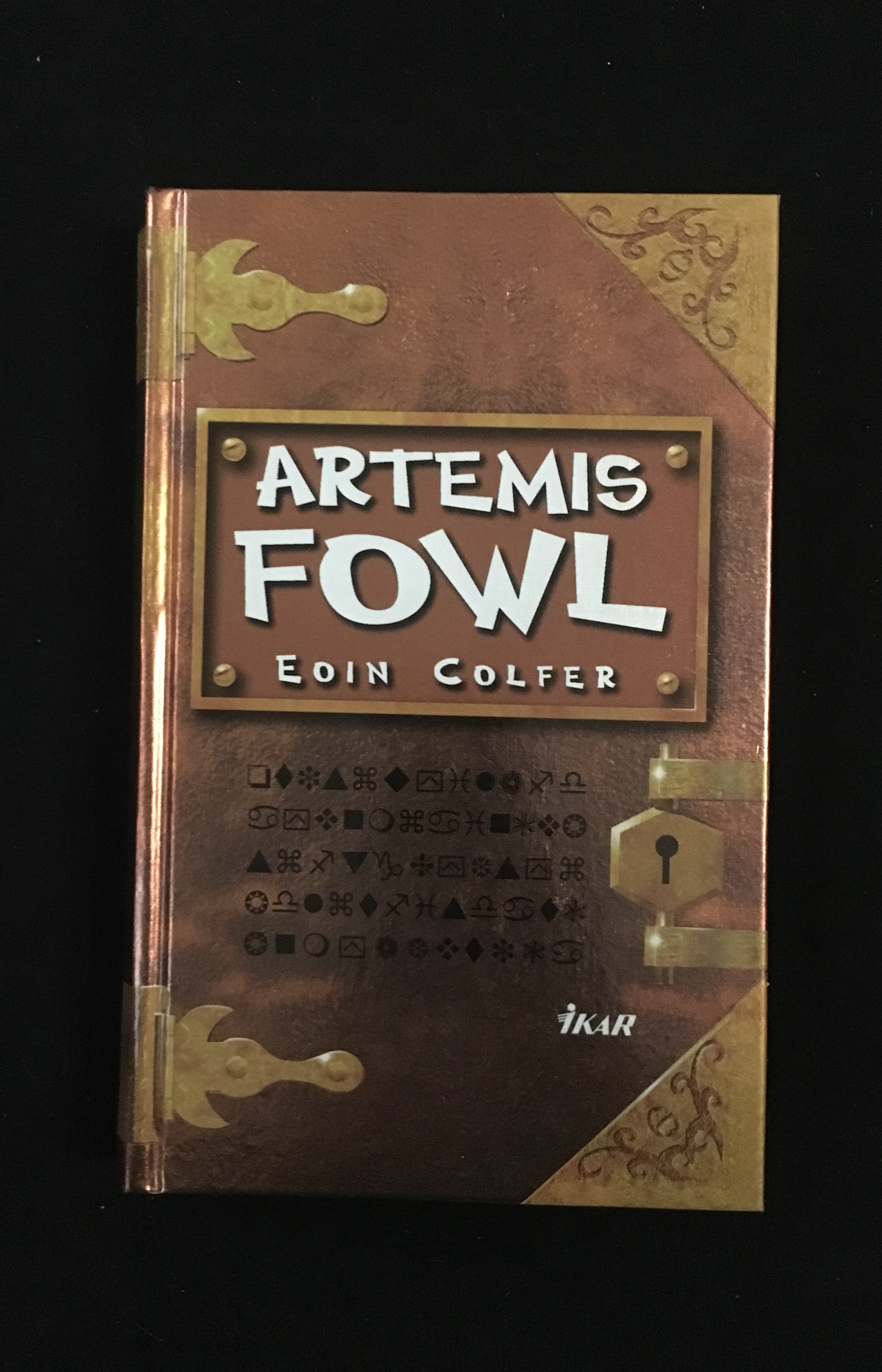 Eoin Colfer-Artemis Fowl