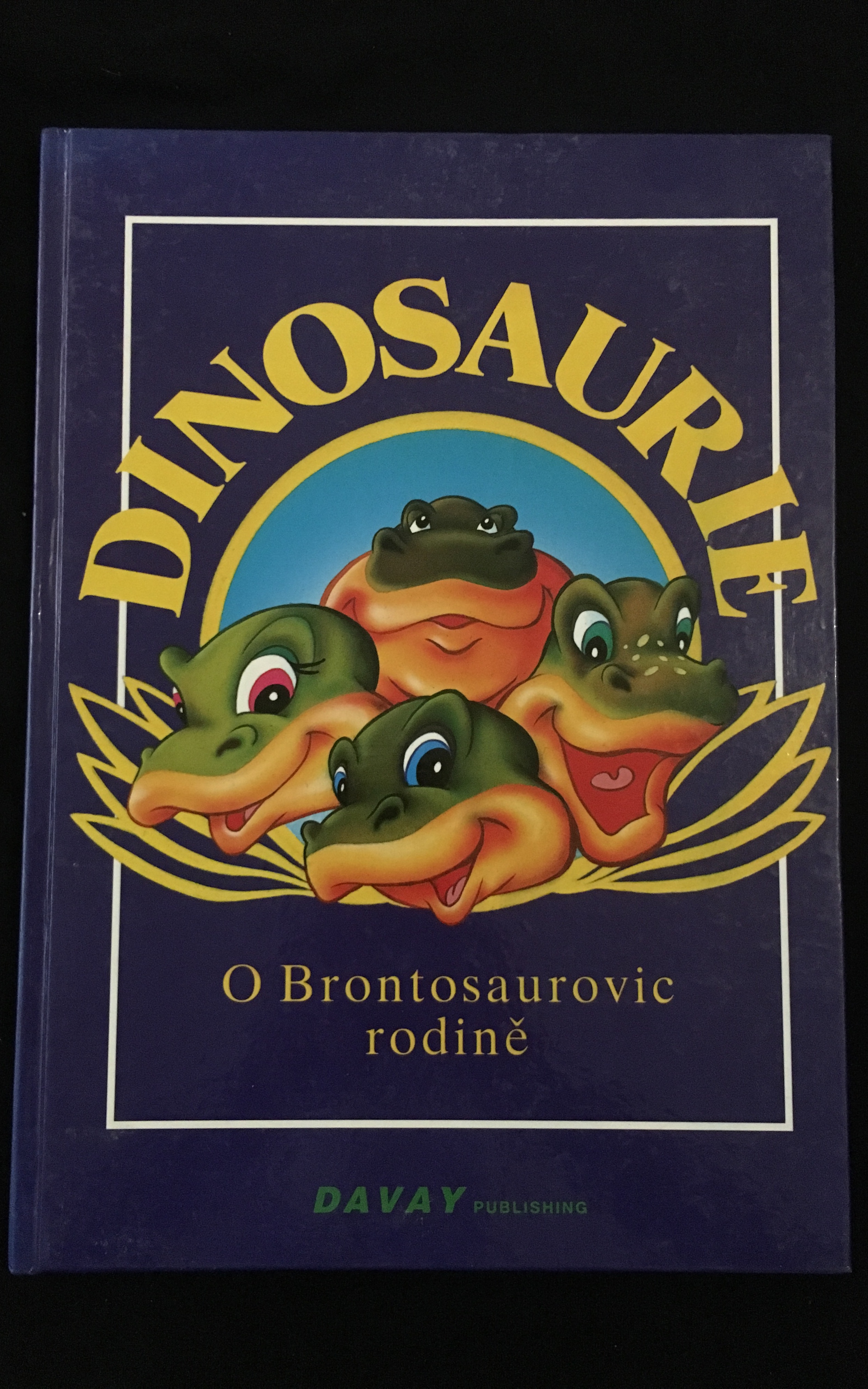 Dinosaurie O Brontosaurovie rodině