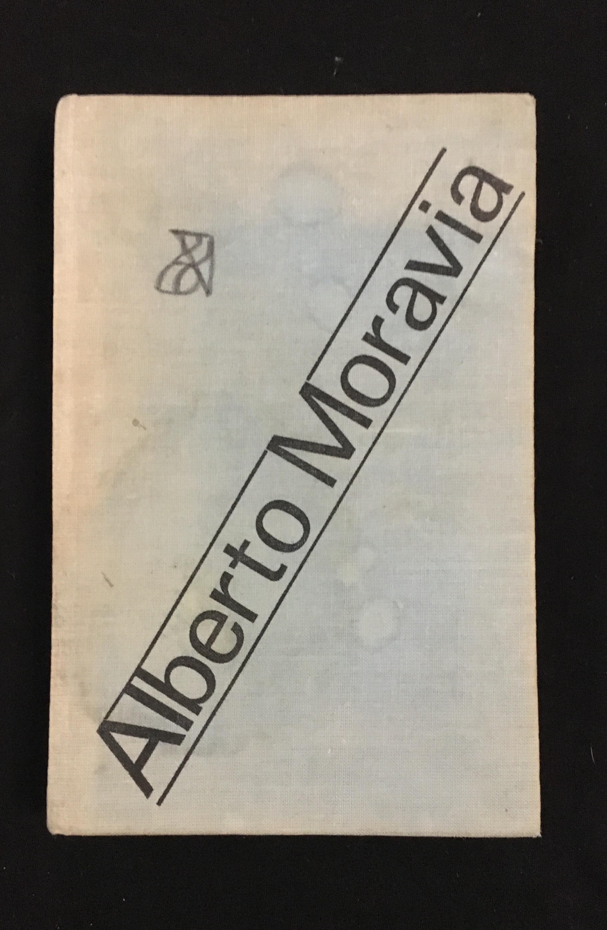 Alberto Moravia-33 žien rozpráva o sebe 