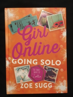 Zoe Sugg-Girls online going solo